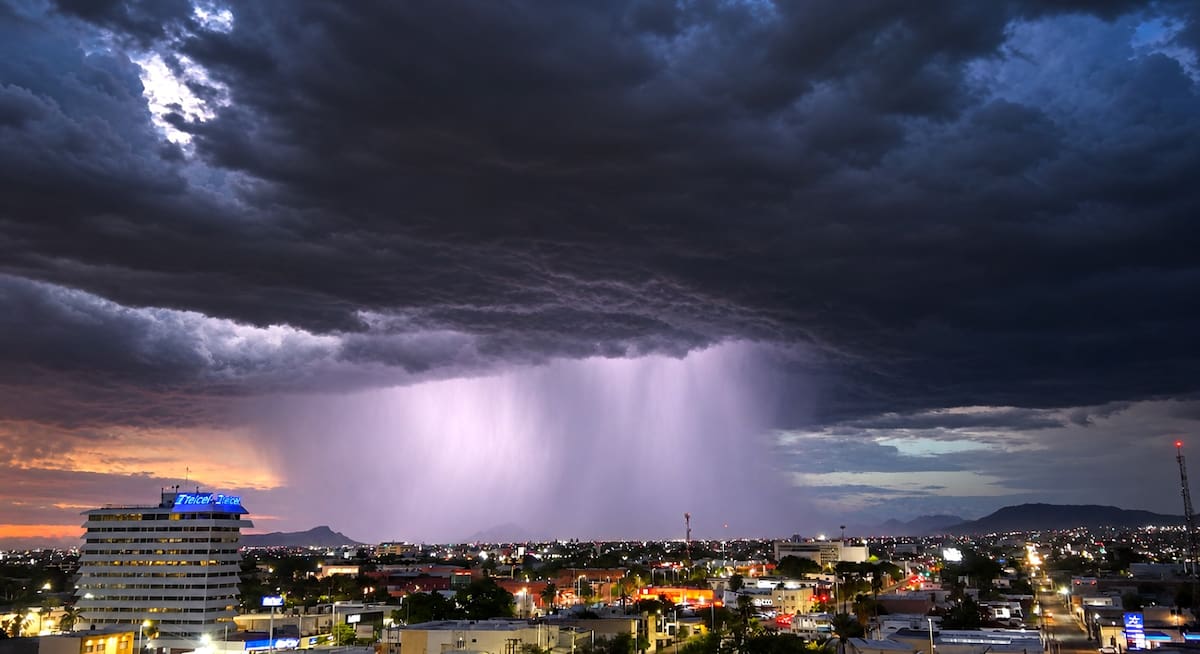 Las lluvias podrían estar acompañadas de descargas eléctricas y fuertes rachas de viento. FOTO: JULIÁN ORTEGA