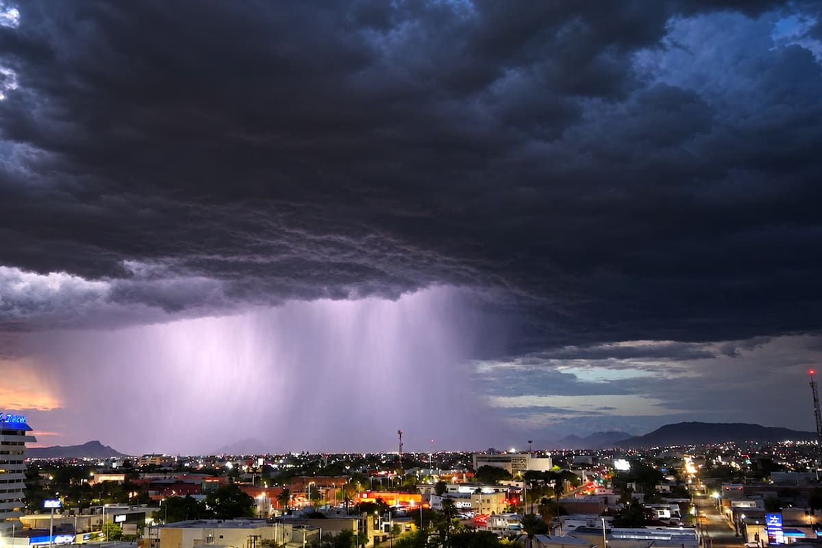 El monzón favorecerá tormentas en el norte y las zonas serranas, mientras el noroeste y centro del estado registrarán temperaturas de hasta 43°C.