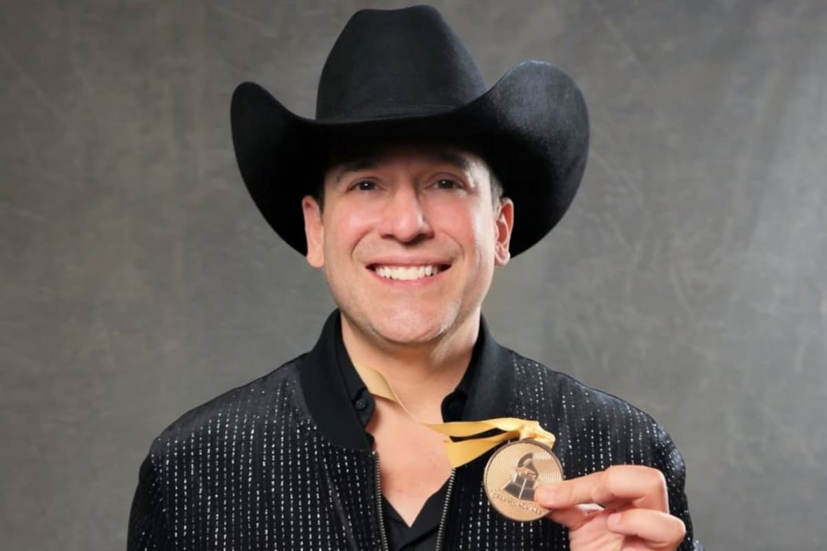 Bobby Pulido arrasa en la primaria demócrata del Distrito 15 de Texas y va por el Congreso