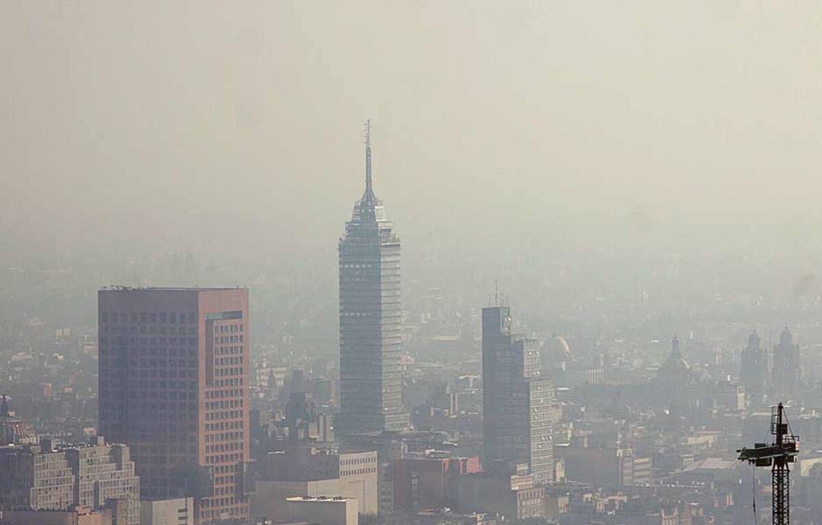 La norma de calidad del aire establece que la concentración de ozono no debe superar 90 partes por billón (ppb) durante una hora más de una vez al año.