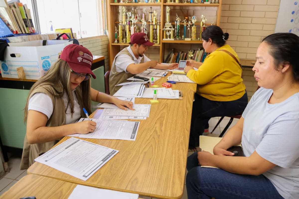 Del 2 al 19 de marzo abrirá el registro para el apoyo de uniformes y útiles escolares, el cual consiste en 2 mil 500 pesos anuales. Foto: Cortesía
