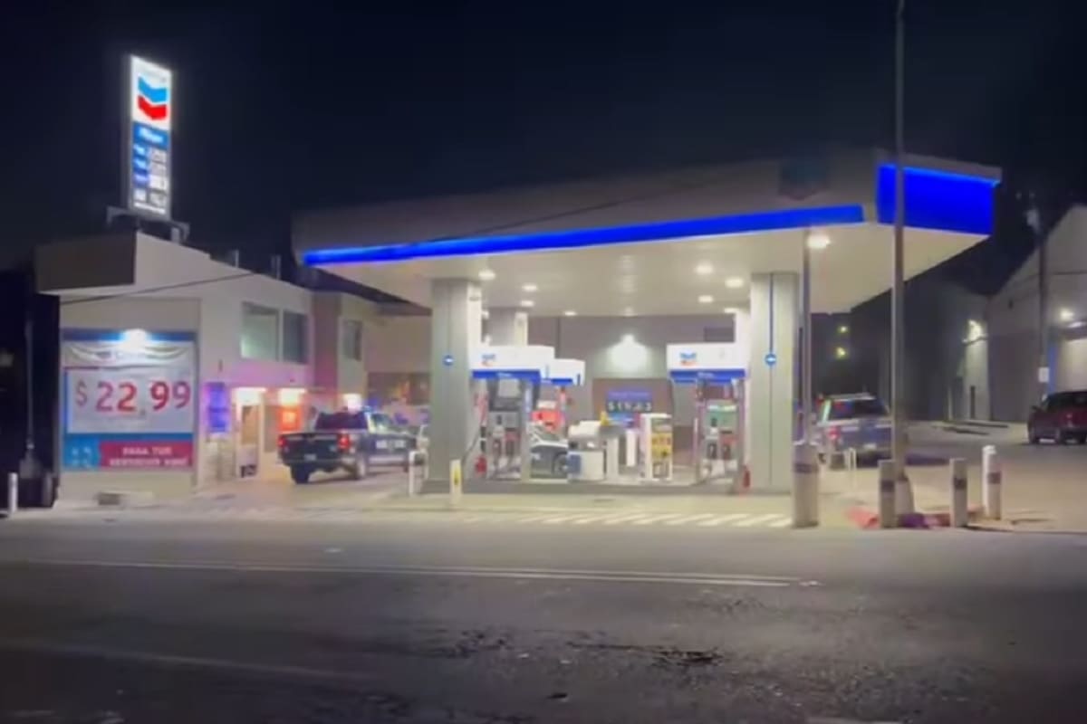 Lesionan a despachador de gasolina al resistirse a un asalto