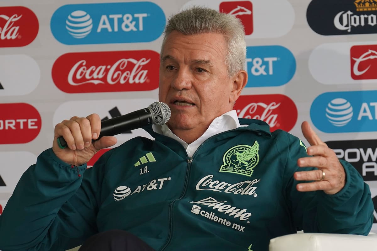 “El que no venga, está fuera”: Javier Aguirre impone disciplina en convocatoria del Tri