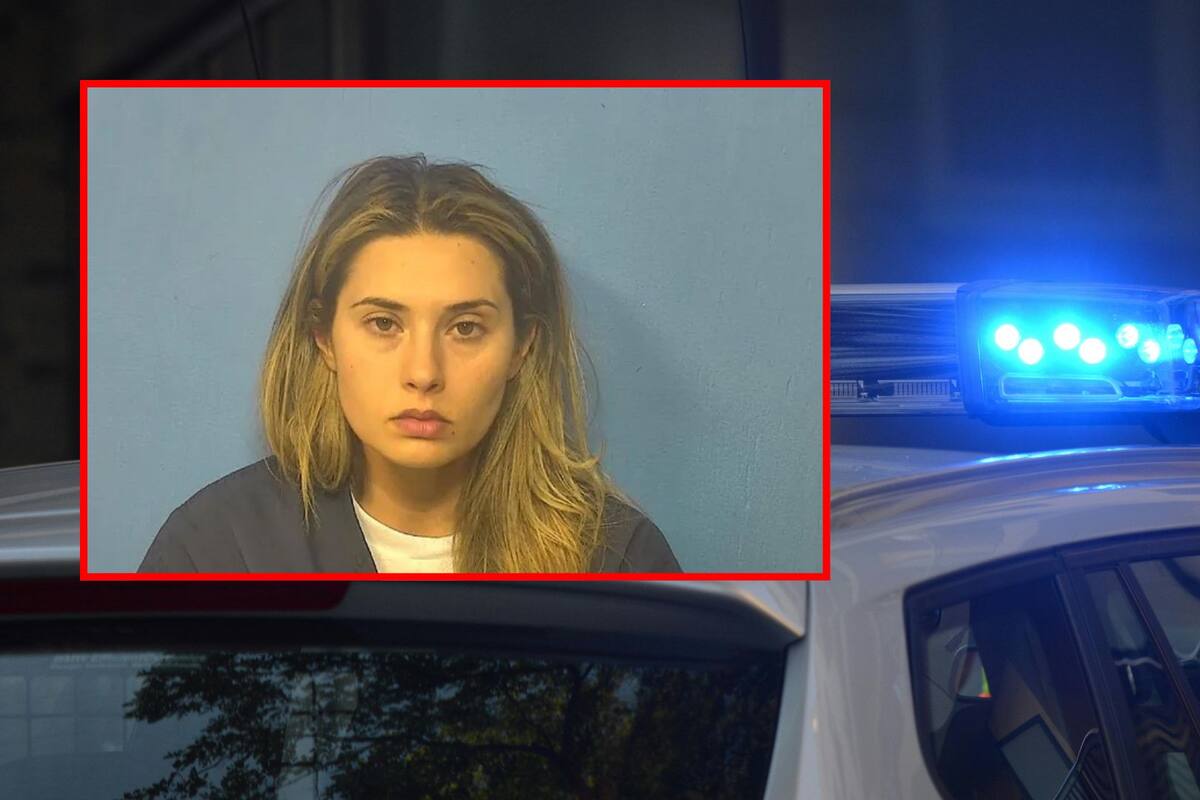 Profesora de Chicago enfrenta cargos por presunta agresión sexual a alumno de 15 años