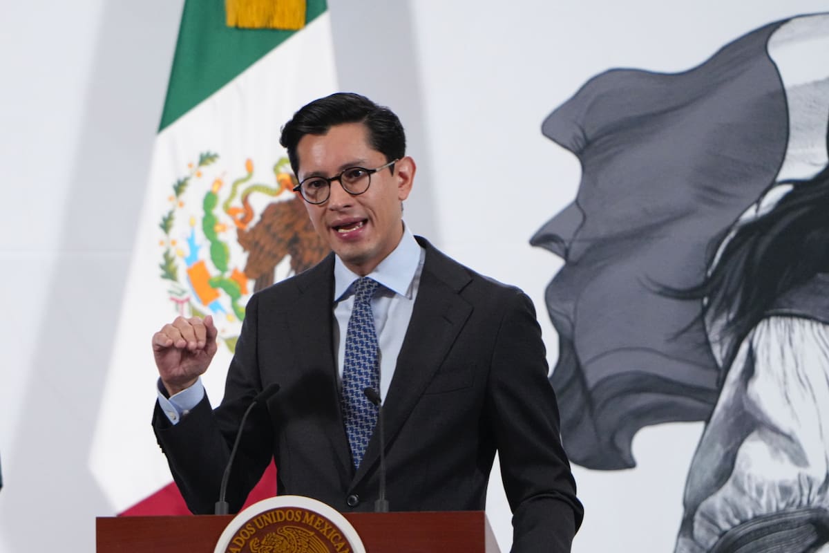Roberto Velazco en la "Conferencia del Pueblo" de la presidenta Claudia Sheinbaum el 16 de mayo del 2025. | Crédito: Presidencia