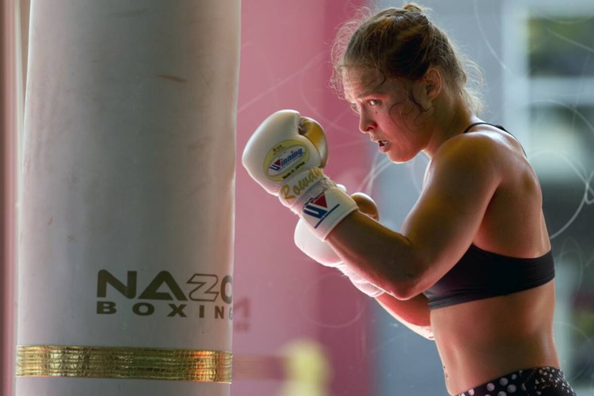 Ronda Rousey llama "malditos malagradecidos" a fans de WWE