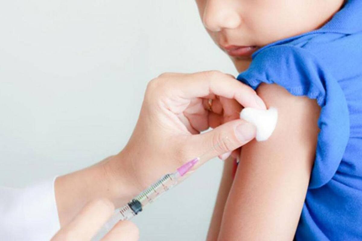 Recomiendan completar esquemas de vacunación contra hepatitis en menores