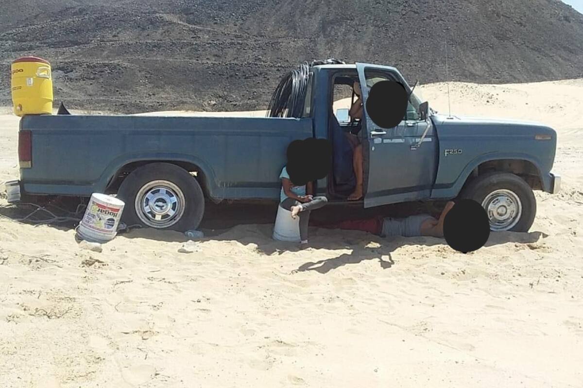 Rescatan a familia del Cerro Prieto