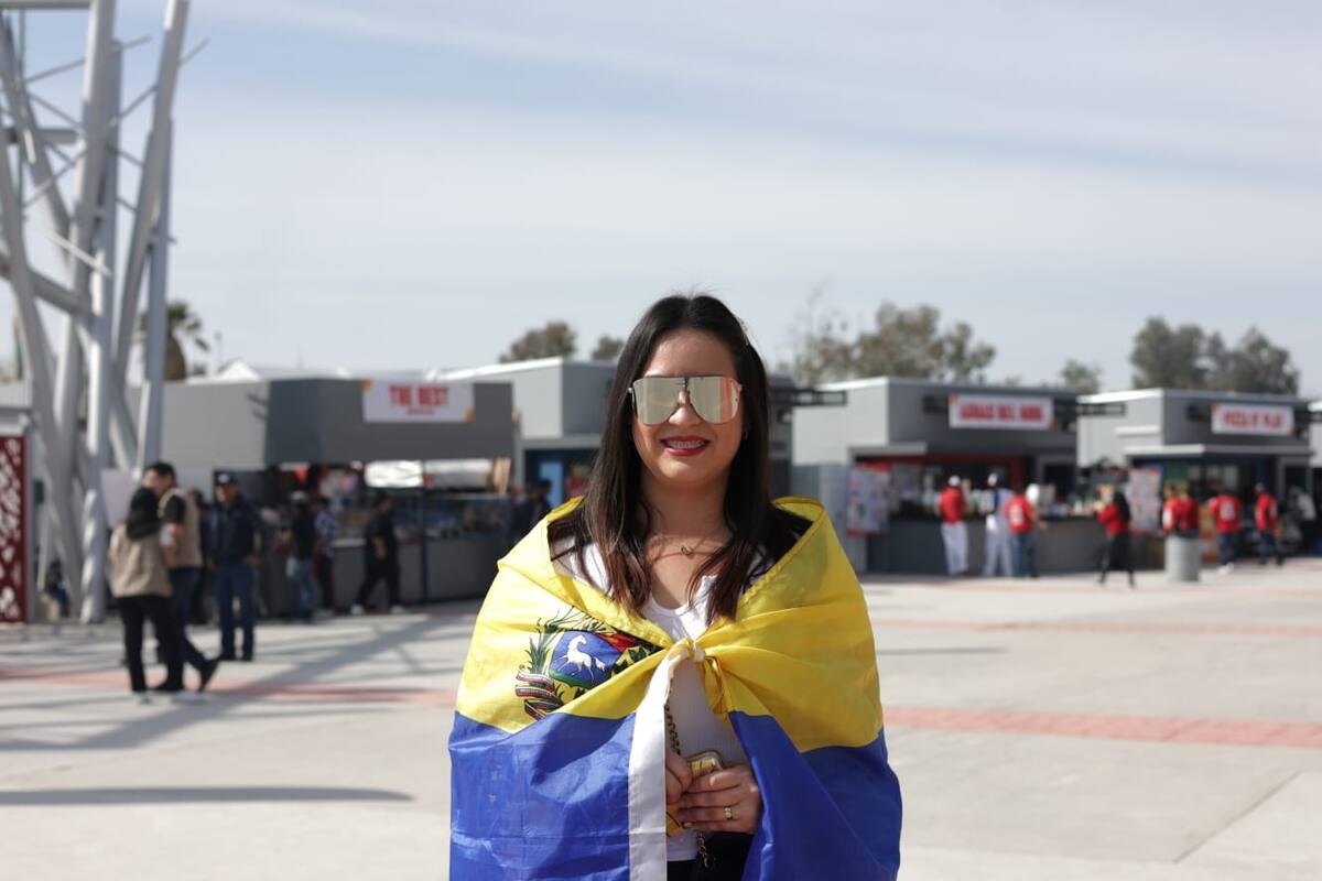 Venezolanos viven al máximo la Serie del Caribe