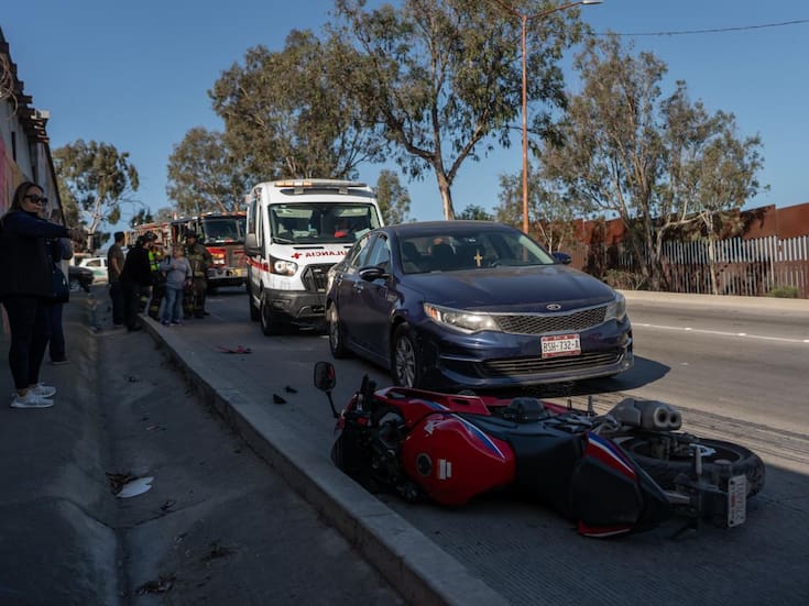 Accidente en la avenida Internacional deja a motociclista lesionado