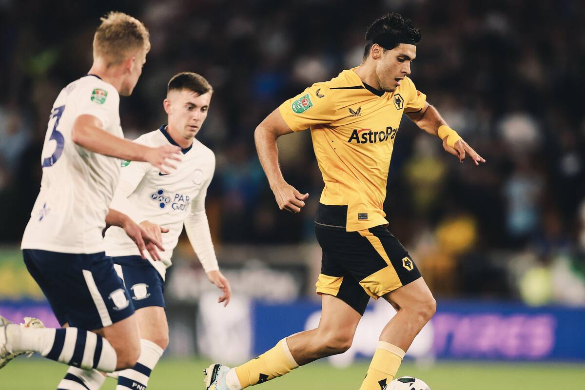 Raúl Jiménez anota su primer gol de la temporada con Wolverhampton y se prepara para Qatar 2022