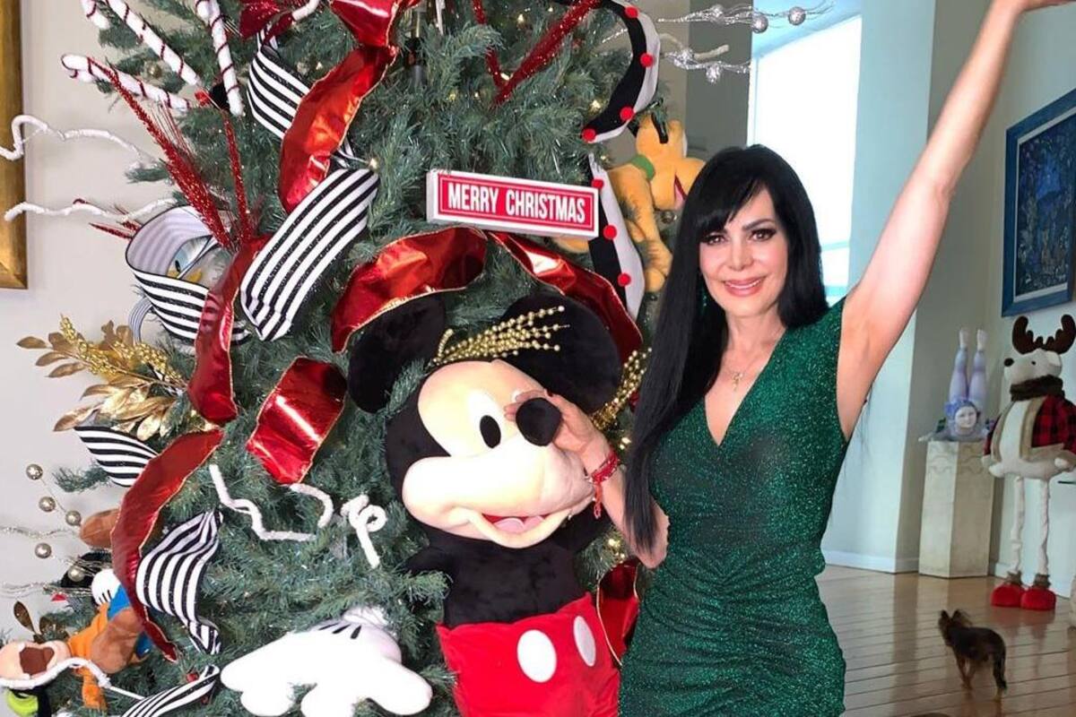 Maribel Guardia baila sensualmente canción de Navidad