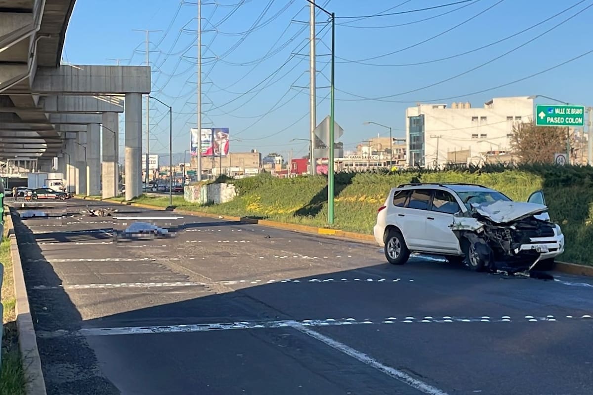Edomex: Tres motociclistas mueren en accidente de tránsito en Toluca.