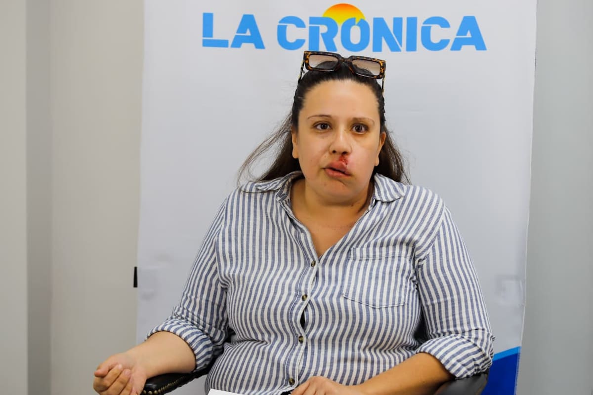 Mujer con tumor cerebral denuncia retrasos en atención y traslados del IMSS
