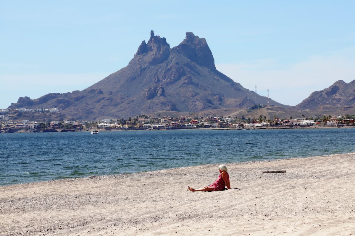 Viajes guiados de turistas impulsan la economía en destinos de Sonora