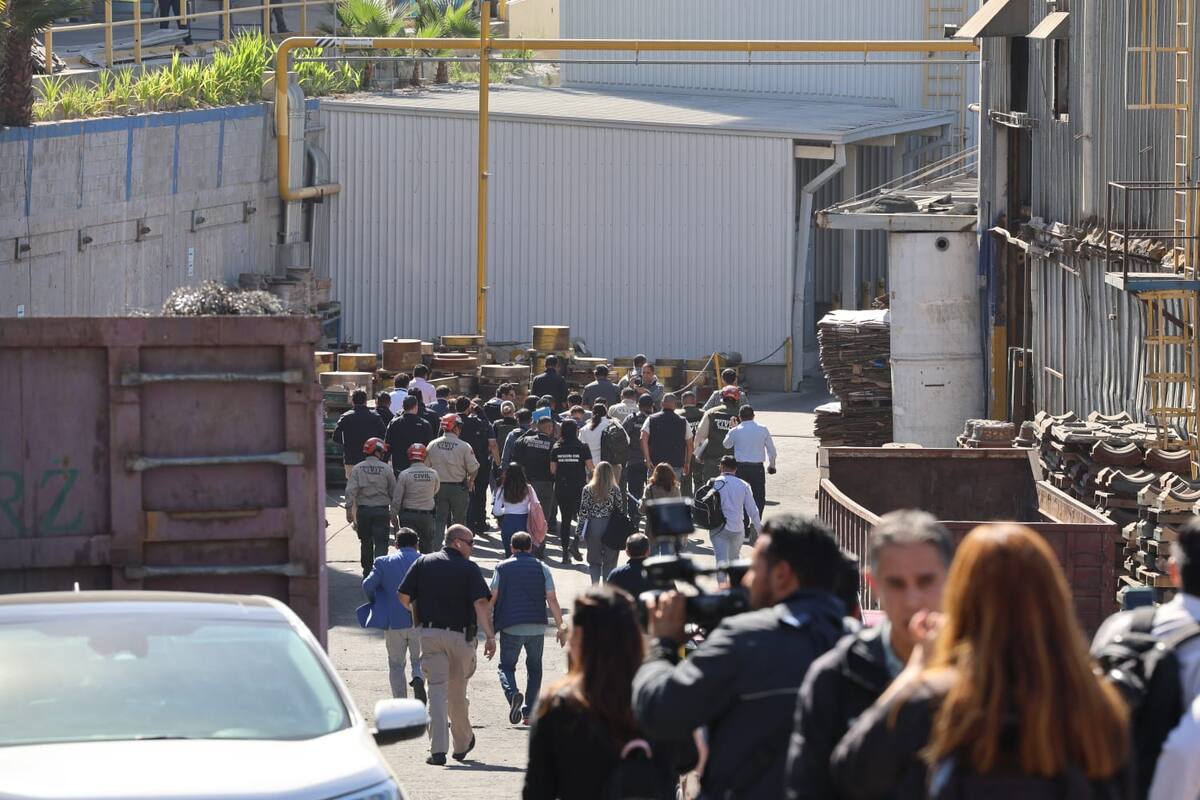 Autoridades de todos los niveles de gobierno llegaron a la empresa Prime Wheel durante la mañana del martes.