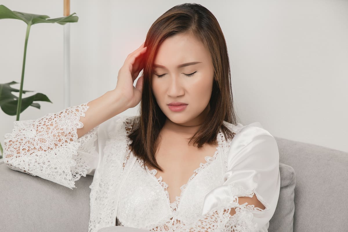 El extraño truco viral contra la migraña que podría tener base científica