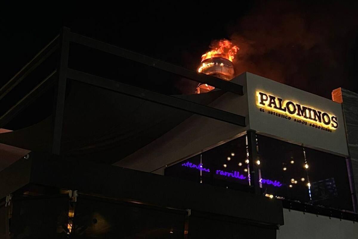 Incendio en restaurante Palominos se derivó por grasa en la campana, informa Protección Civil