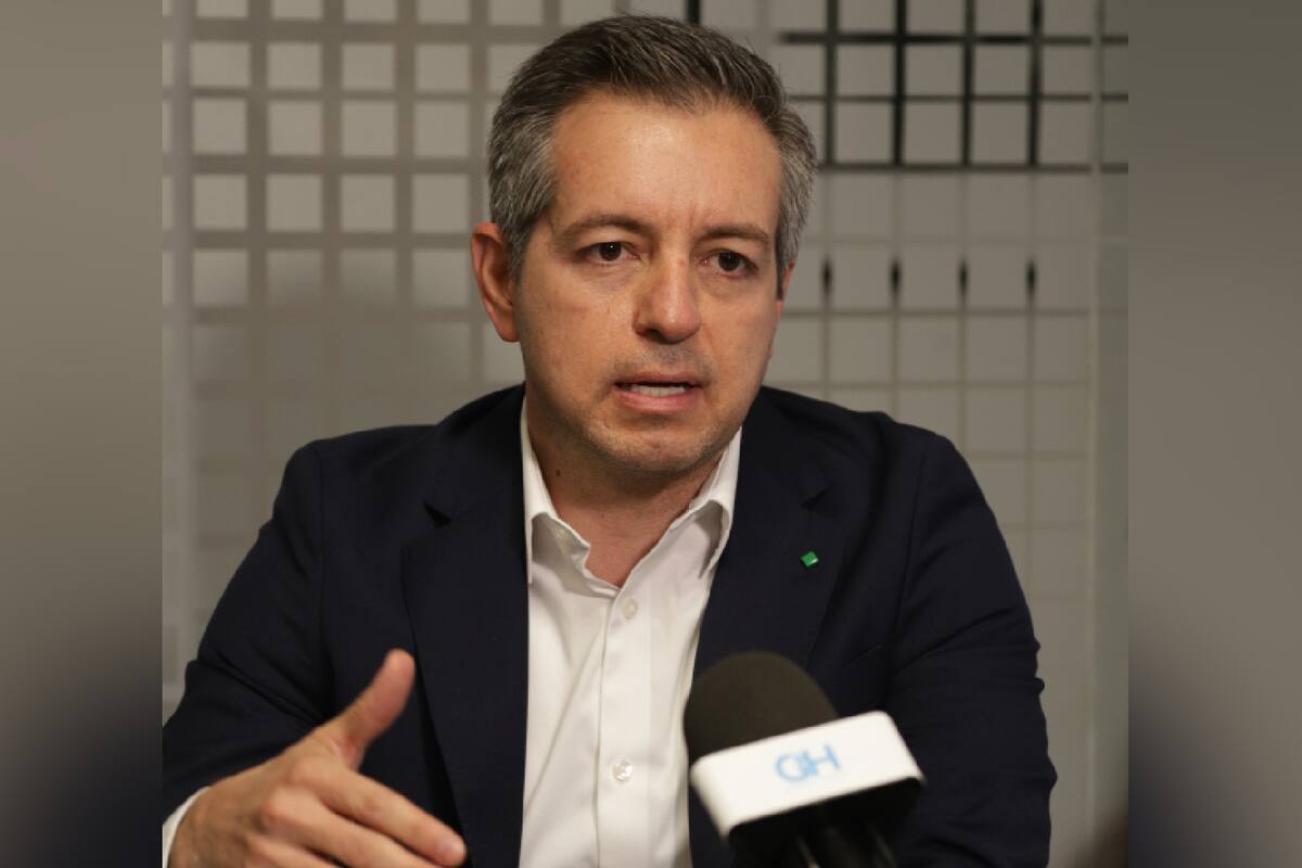 Presenta Hacienda aclaraciones en el presupuesto a diputados