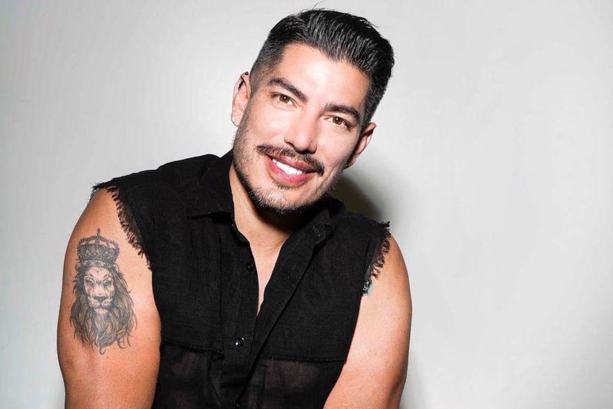 Ex maquillista de Kimberly Loaiza, Pepe Gutiérrez cobra 40 mil pesos por sus servicios