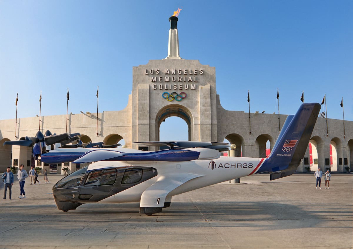 El taxi aéreo de Archer Aviation posa frente al Memorial Coliseum de Los Ángeles. (Foto: @ArcherAviation)