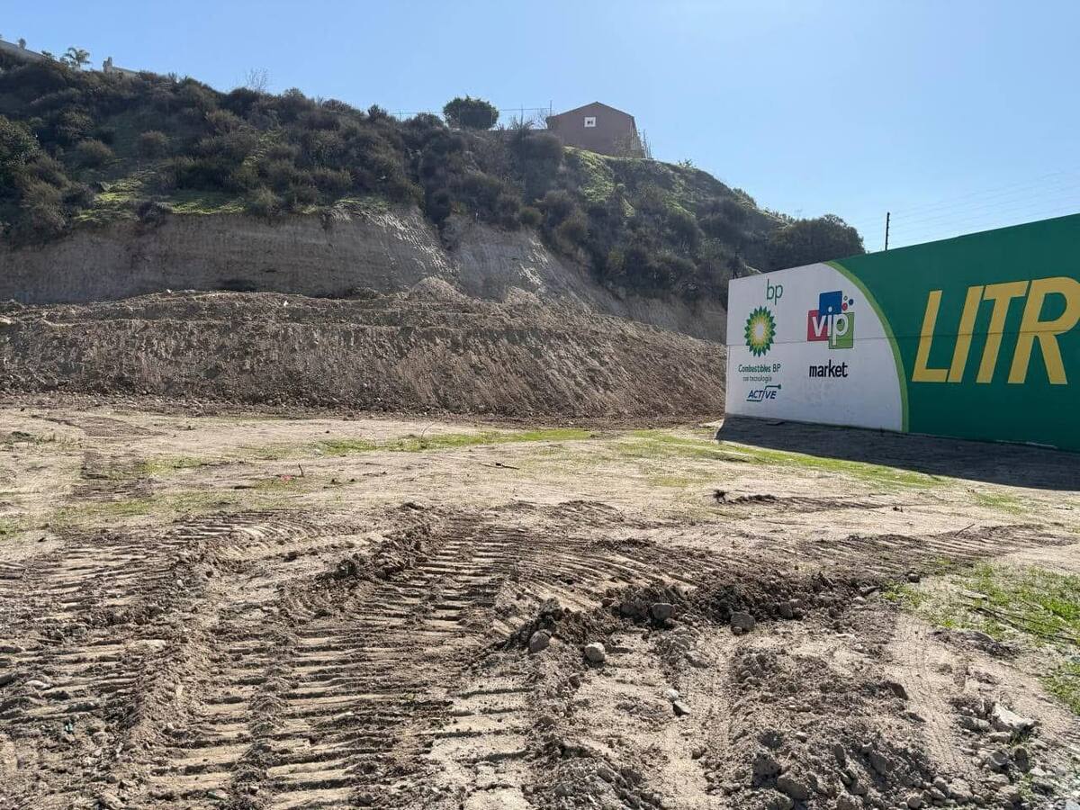 Los vecinos del fraccionamiento denunciaron sobre estos trabajos ya que temen genere afectaciones a las viviendas del lugar.