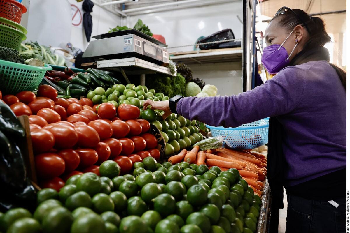 Debilita inflación la canasta básica; amas de casa batallan para surtir la despensa familiar