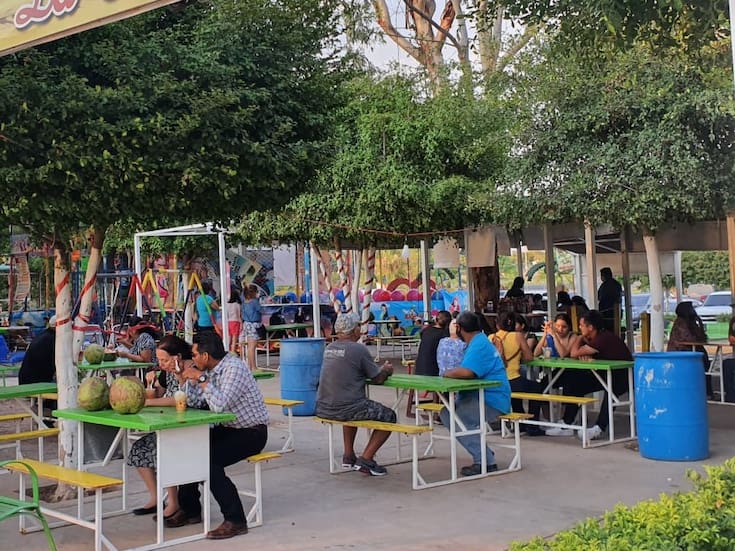 Aumentan visitantes en Laguna del Náinari