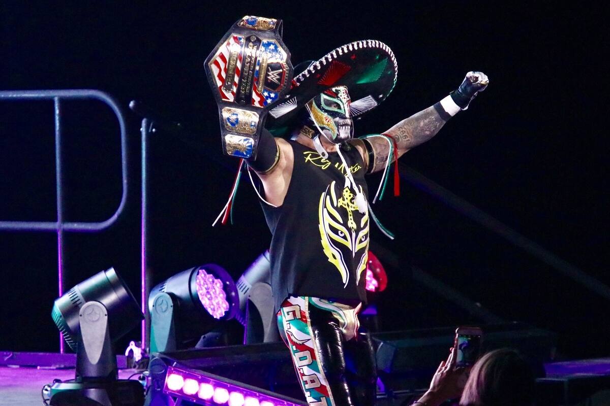La lesión de Rey Mysterio podría llevarlo al retiro