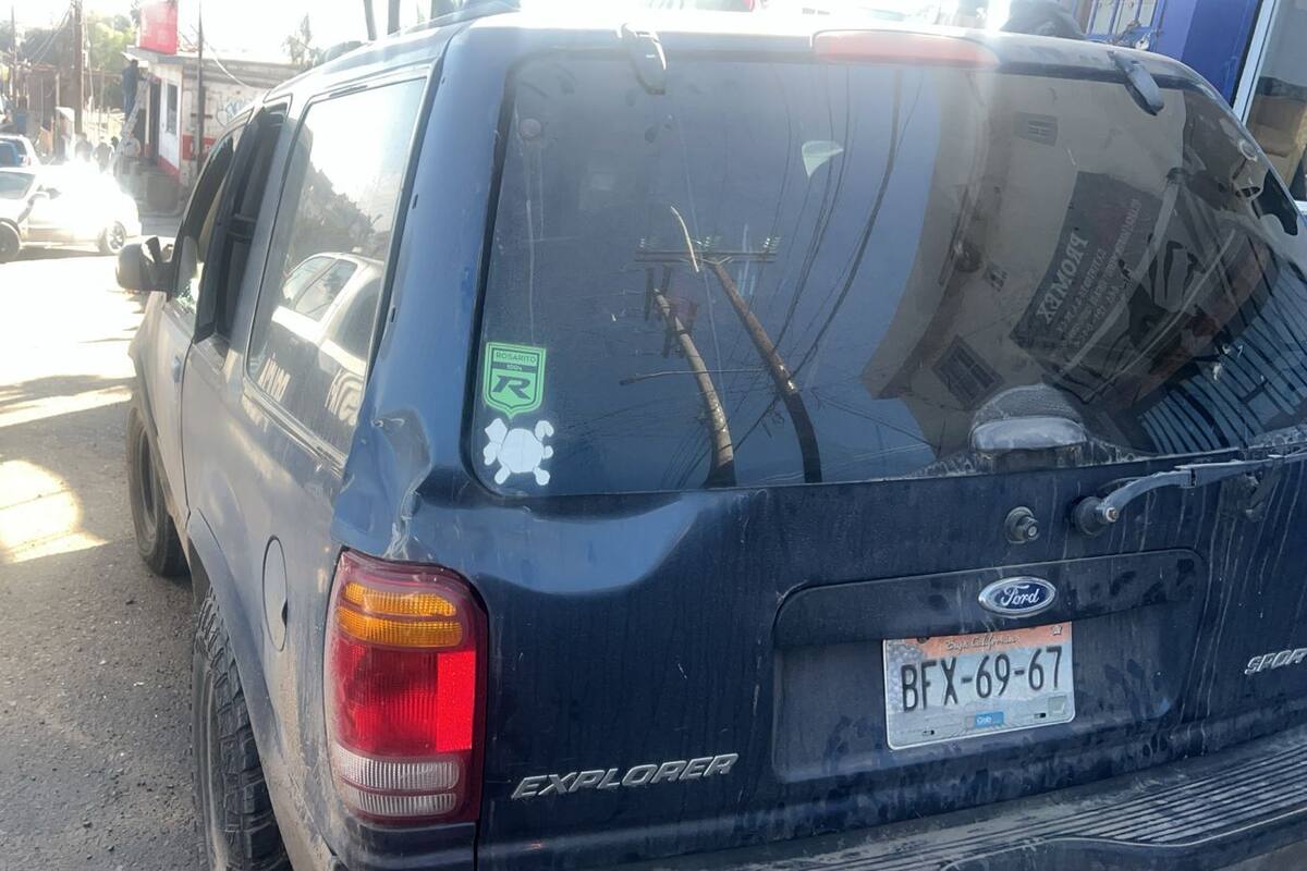 Mujer que atropelló a menores continúa detenida