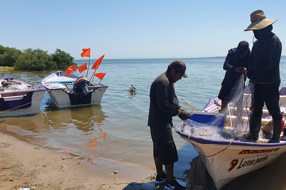 Pesca en Bahía del Tóbari pasa por difícil momento
