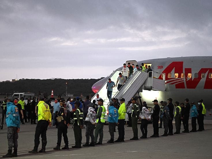 Más de mil 600 venezolanos regresan desde México tras cambio político en su país desde el pasado 3 de enero con la captura de Maduro y Cilia Flores, según INM