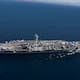 USS Abraham Lincoln vuelve tras casi 11 meses de misión