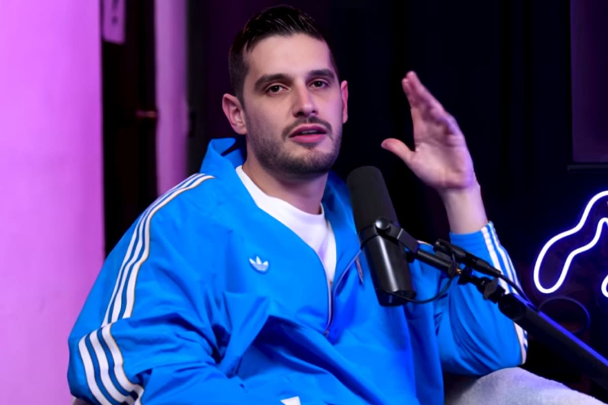 Adrián Marcelo genera polémica tras asegurar que “ahorrar es de pobres” en su análisis sobre los nuevos ricos