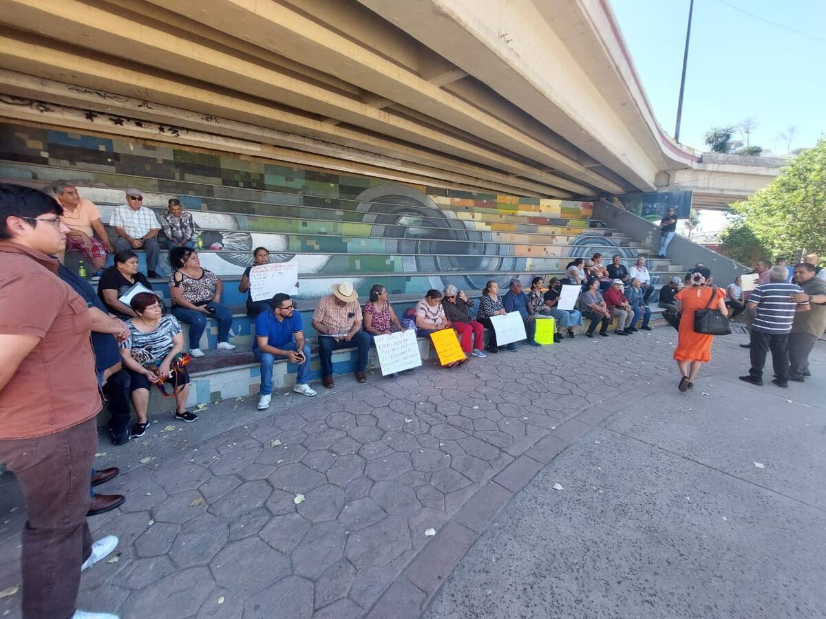 Manifestación pacífica por el transporte urbano de Nogales. / MARCO A. MANRÍQUEZ