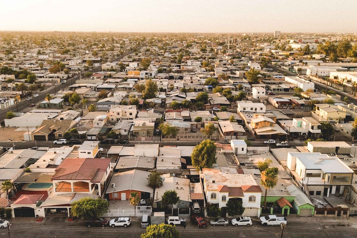 Clima Mexicali: Semana templada, nubes variables y chubascos aislados el lunes