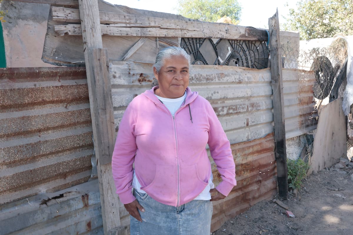 Cobertón Navideño 2024: Utiliza familia cobijas de techo y se queda sin nada