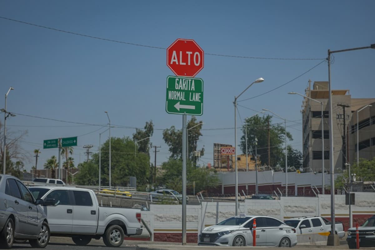 Tiempo de espera en garitas: largas filas en la Zona Centro