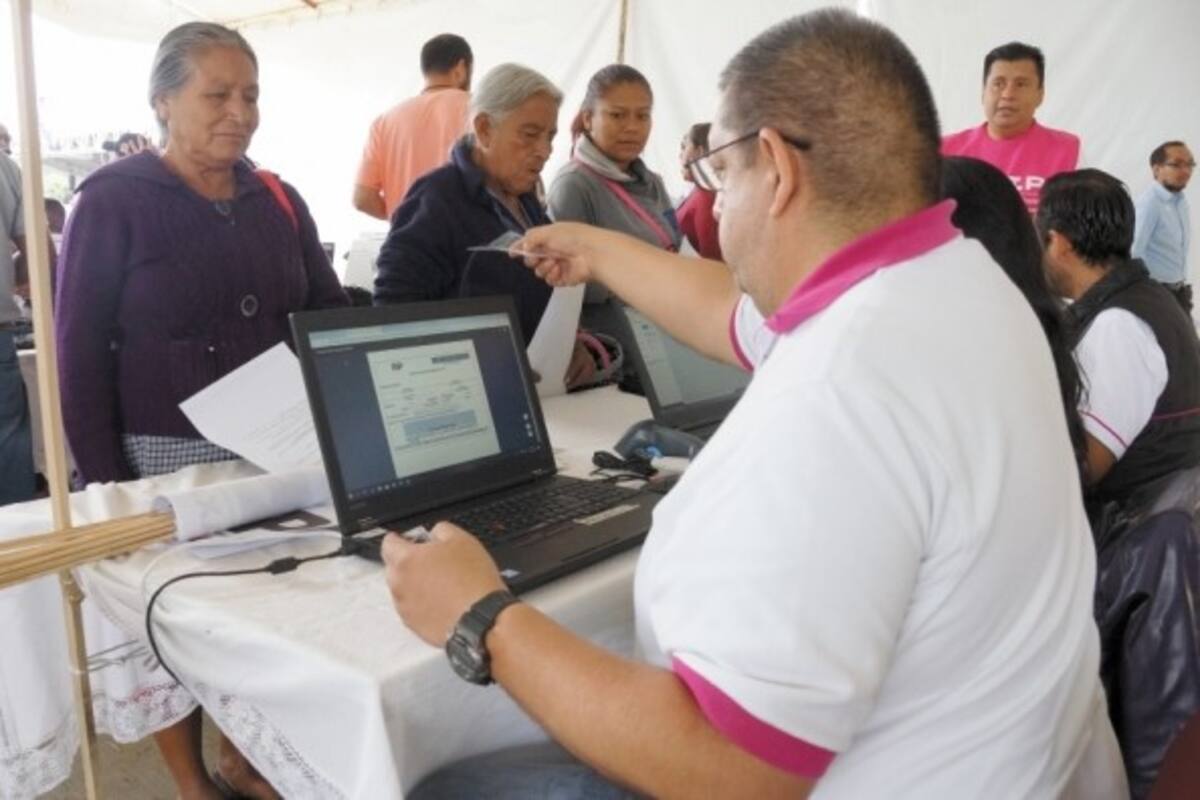 Redes y nuevo PES superan a Margarita Zavala y Calderón