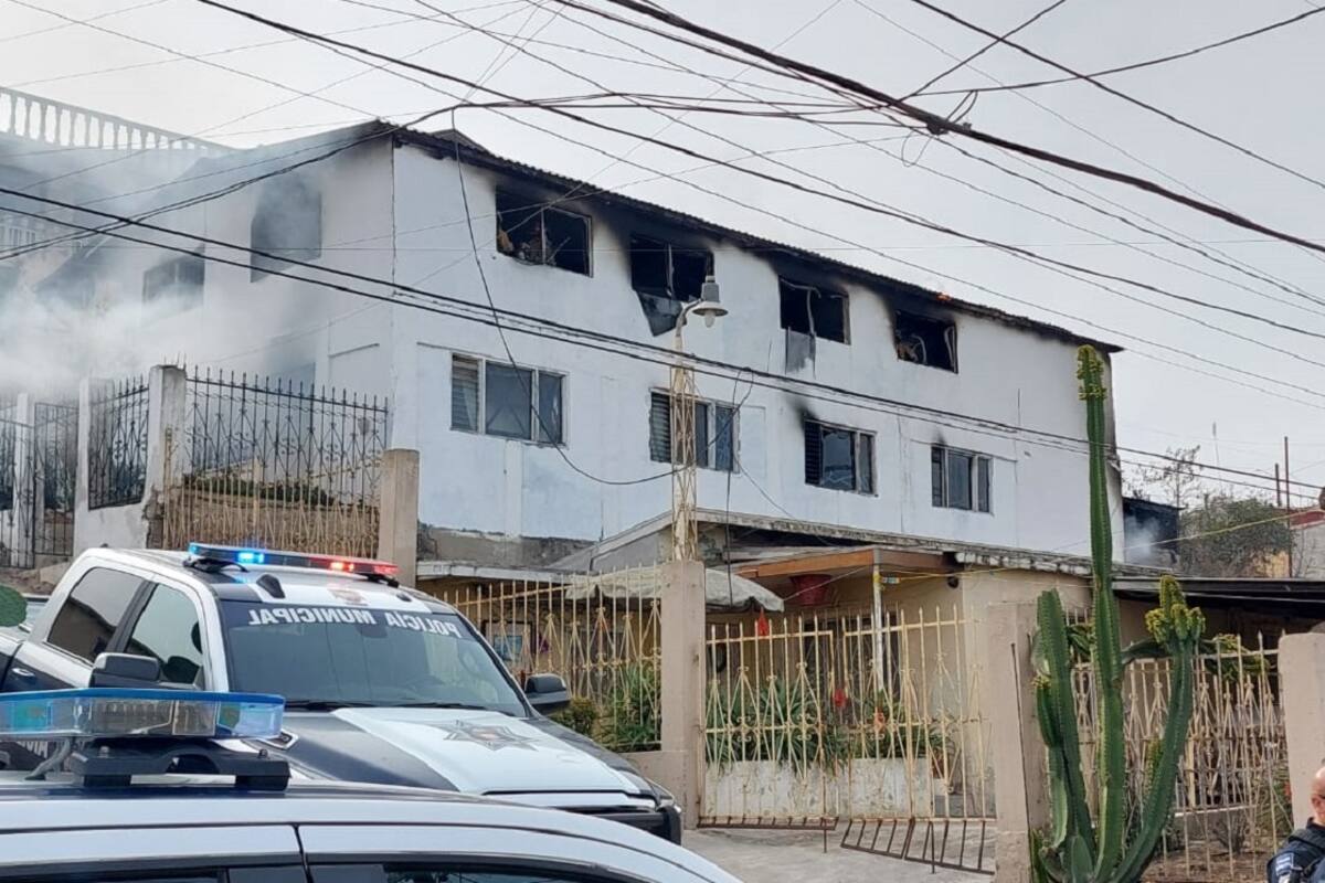 Incendio daña vivienda en la colonia Altamira