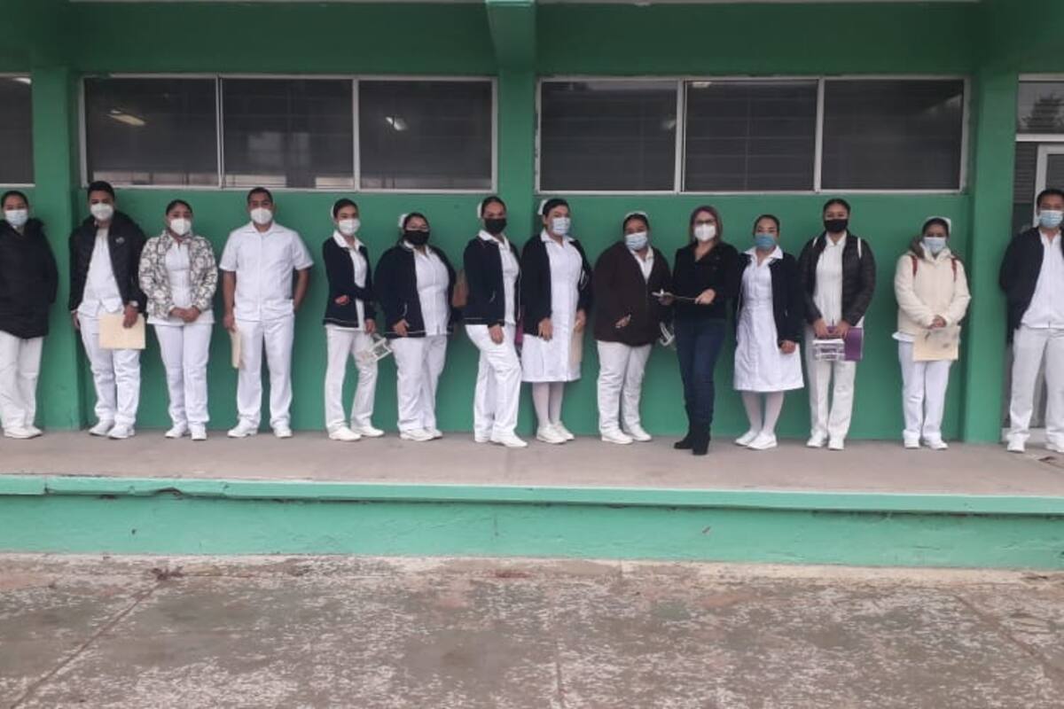 17 estudiantes de enfermería realizarán servicio social en instituciones de salud