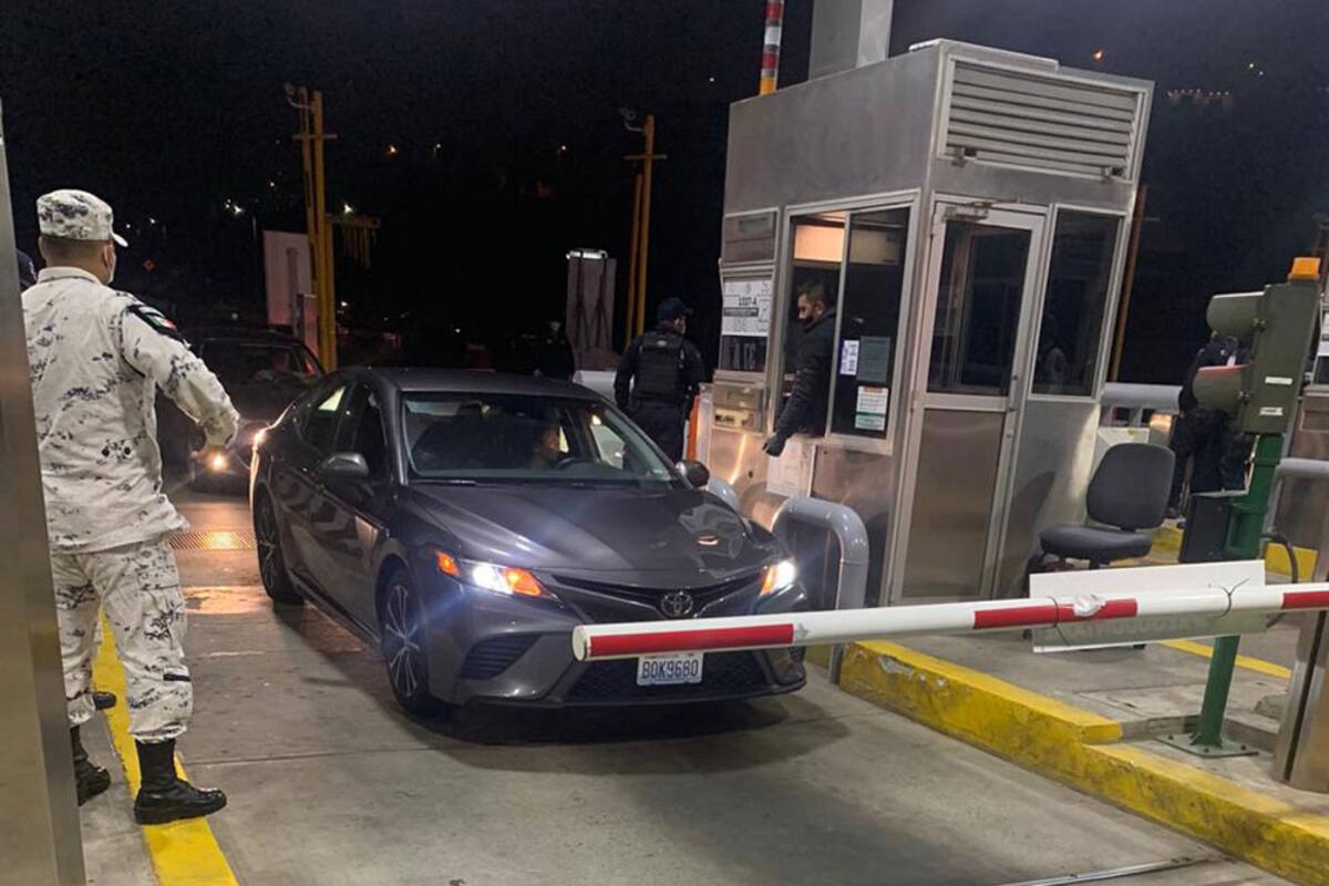 Esperan vecinos de Playas de Tijuana que Gobernador resuelva problema en caseta