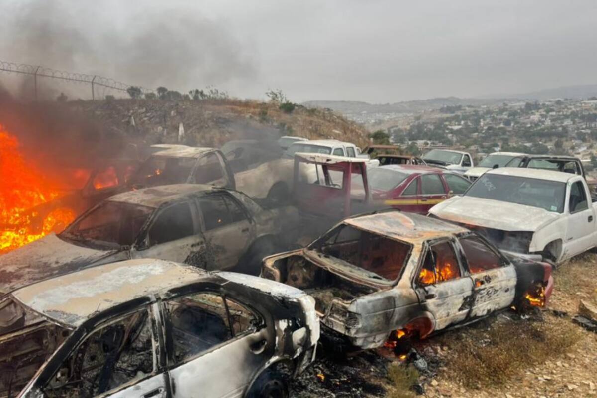 Incendios provocan daños en 17 vehículos