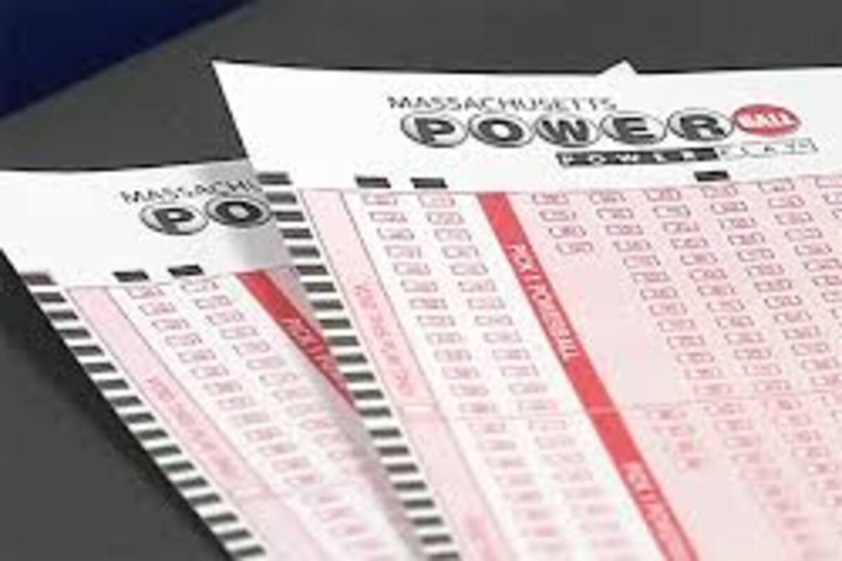 Apuesta en lotería durante 20 años a los mismos números y gana 2 millones de dólares