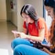 Familias de estudiantes deben prepararse ante posibles restricciones del uso del celular