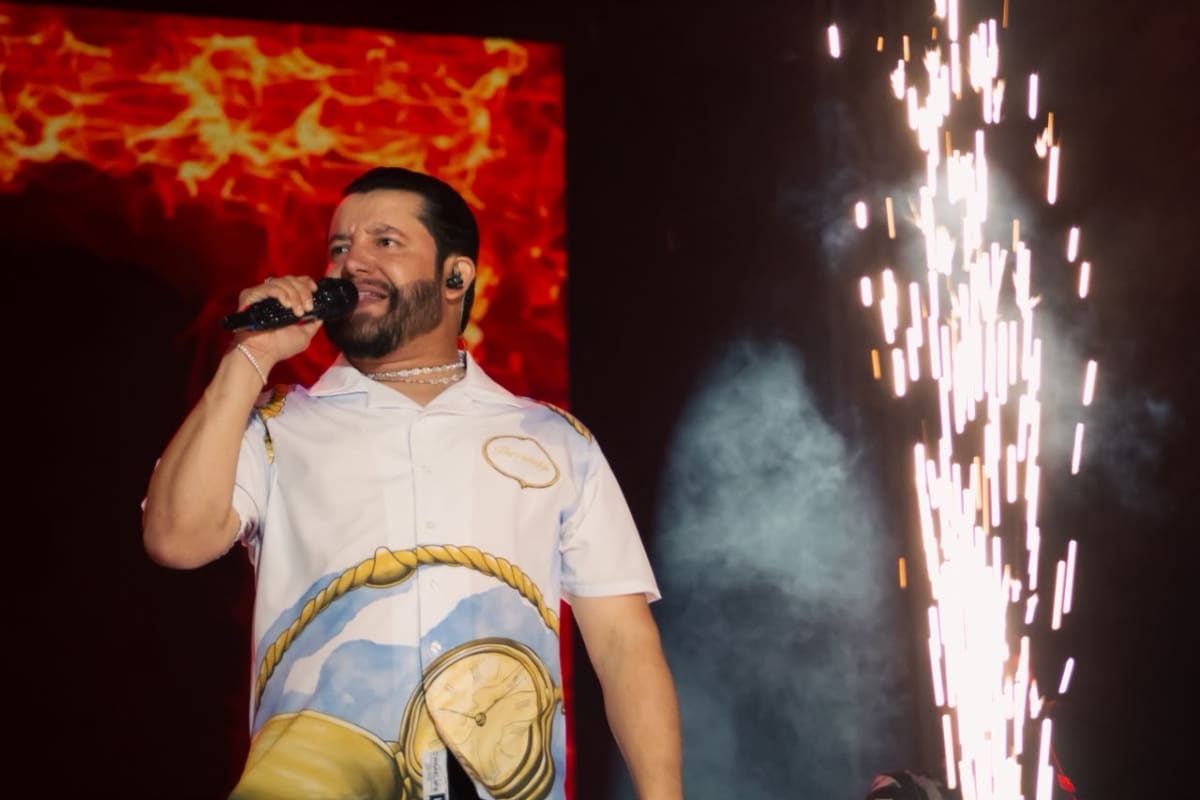 Con la lluvia a todo dar, Máximo Grado hace bailar a los mexicalenses con regional mexicano