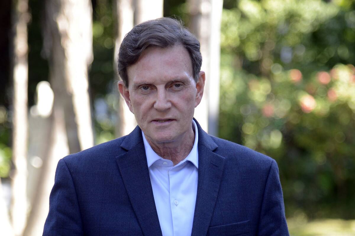 Pide Alcalde de Río de Janeiro censurar libro con contenido gay