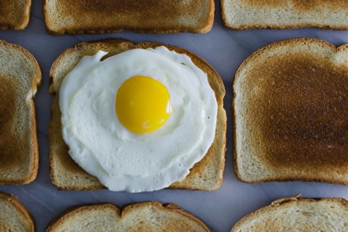 Cinco desayunos saludables que sí te llenan y no te aburren