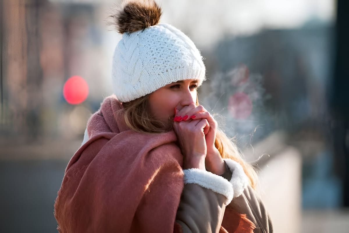 ¿Realmente las mujeres son más sensibles al frío? Esto es lo que dice la ciencia