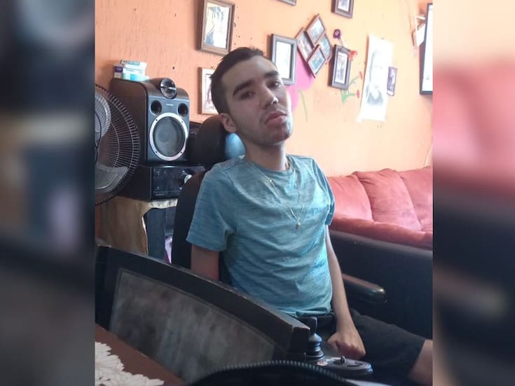 Madre de familia pide ayuda desesperada para su hijo quien no puede levantarse de la cama por complicaciones de salud; gastos médicos superan sus recursos